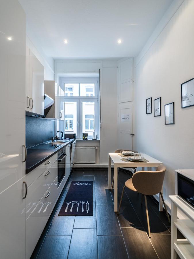 Hochwertige Altbauwohnung Im Modernen Stil In Wiesbaden - Kueche - Terrasse - Wlan - Zentral 外观 照片